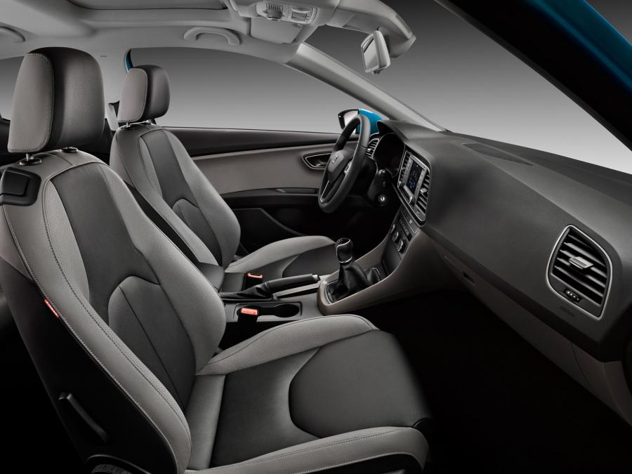  Seat Leon SC 2013 года  (фото 27 из 52)